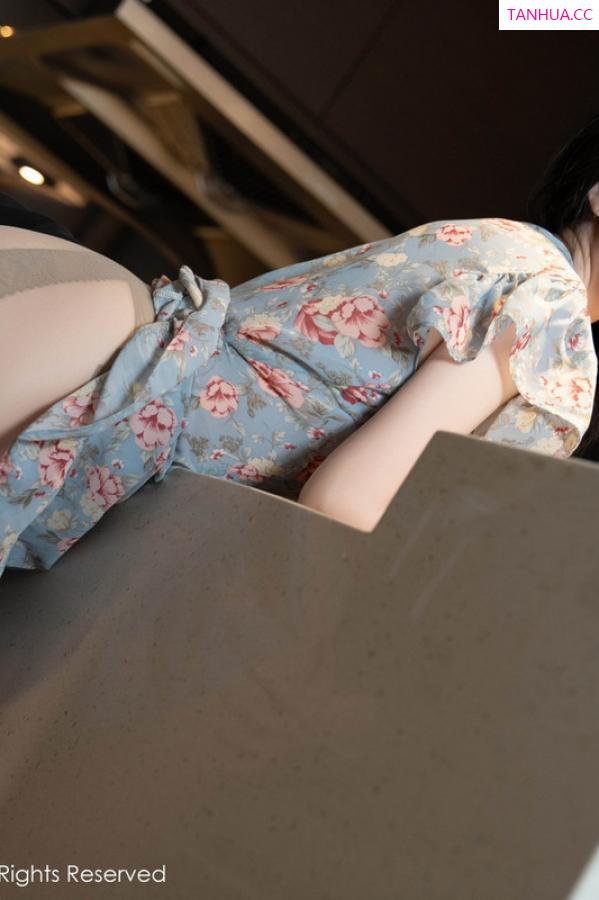 陈若依 抖娘利世 [XiuRen]高清写真图 2024.06.14 No.8704 利世 丝袜美腿第47张图片